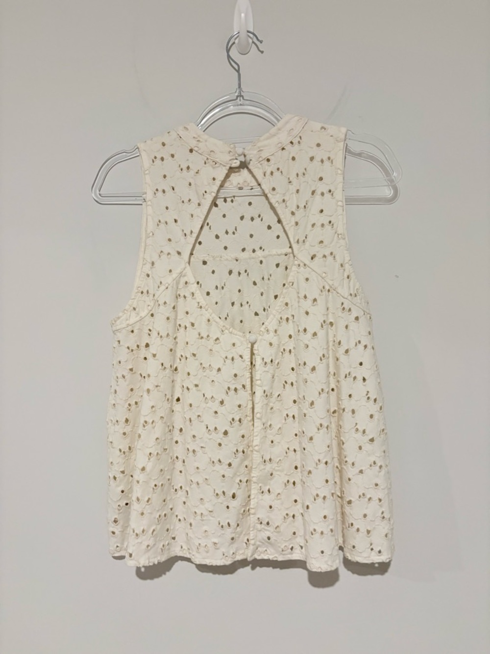 Free People Eyelet Keyhole Tank Top Ivory size Large - Picture 3 of 8